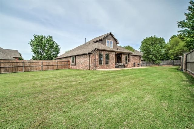 18301 Orozco Circle, Edmond, OK 73012