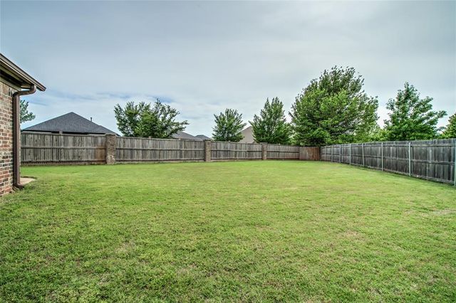 18301 Orozco Circle, Edmond, OK 73012