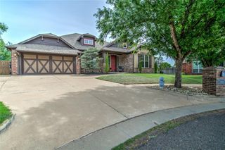 18301 Orozco Circle, Edmond, OK 73012