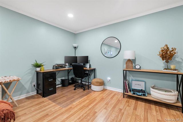 700 Shore Road 7Y, Long Beach, NY 11561