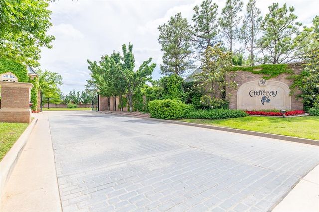 10809 Servon Drive, Oklahoma City, OK 73170