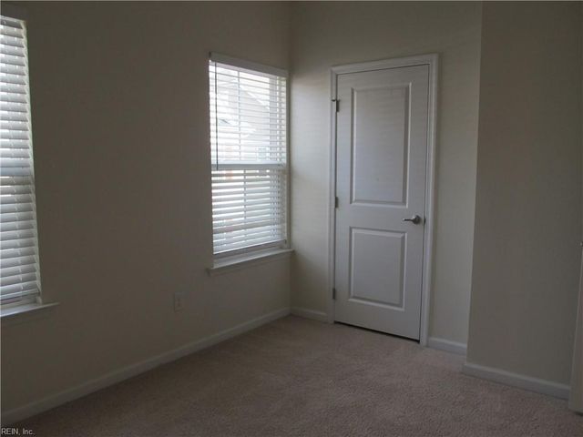 502 Sloane ST, Chesapeake, VA 23324