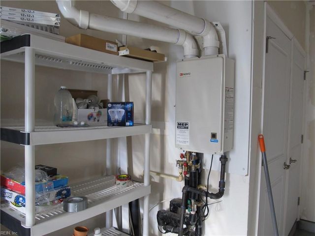 502 Sloane ST, Chesapeake, VA 23324