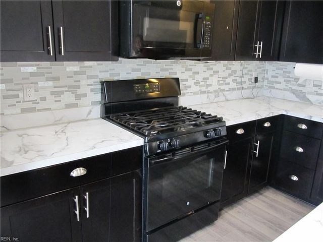 502 Sloane ST, Chesapeake, VA 23324