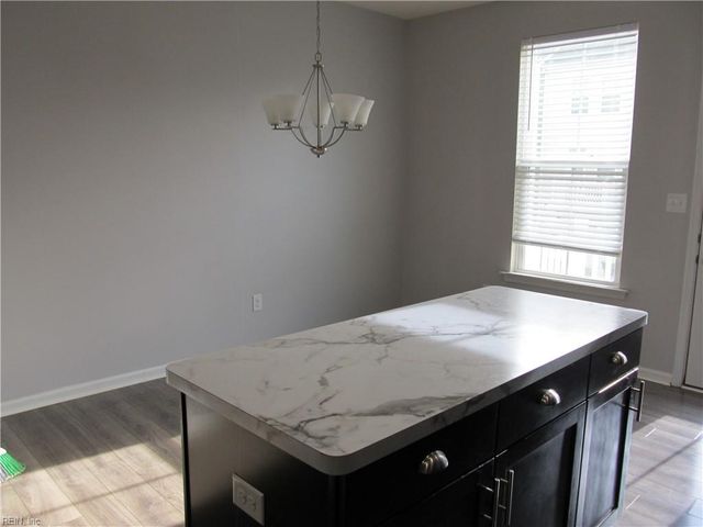 502 Sloane ST, Chesapeake, VA 23324