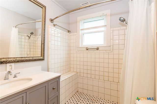 1119 Terrell Street, Cuero, TX 77954