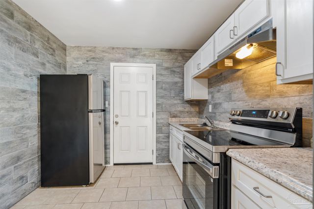 7145 Pearson Rd A, Pensacola, FL 32526