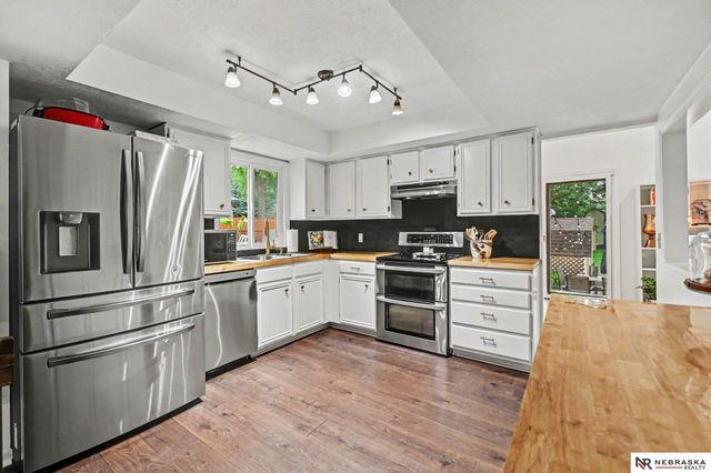 12739 Kansas Avenue, Omaha, NE 68164