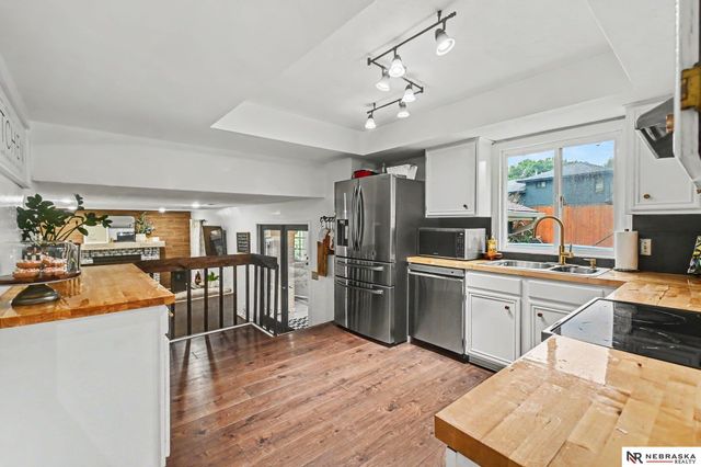 12739 Kansas Avenue, Omaha, NE 68164