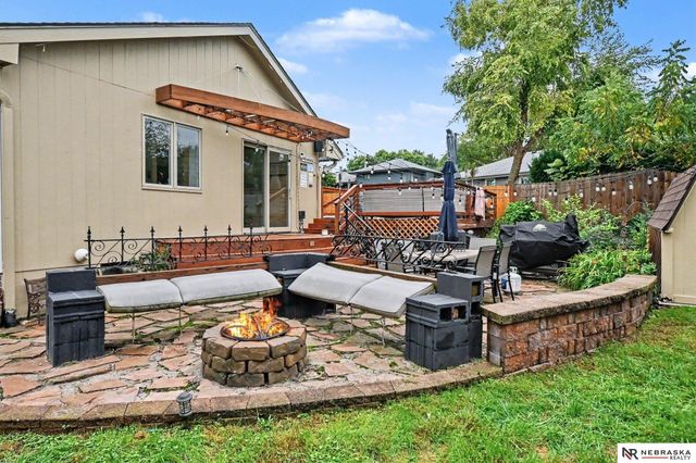 12739 Kansas Avenue, Omaha, NE 68164