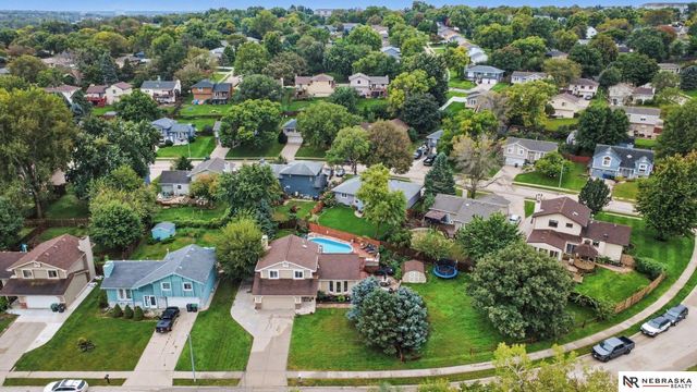 12739 Kansas Avenue, Omaha, NE 68164