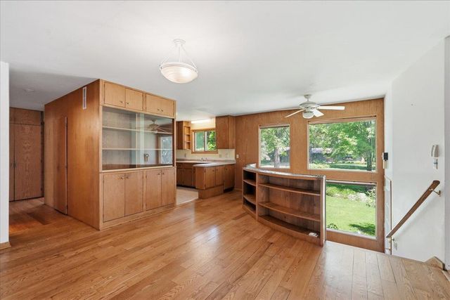 4938 Hickory Trail, Middleton, WI 53562