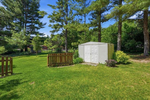 4938 Hickory Trail, Middleton, WI 53562
