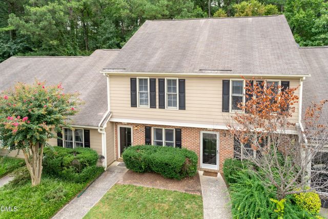 61 Crystal Oaks Court, Durham, NC 27707