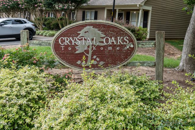 61 Crystal Oaks Court, Durham, NC 27707