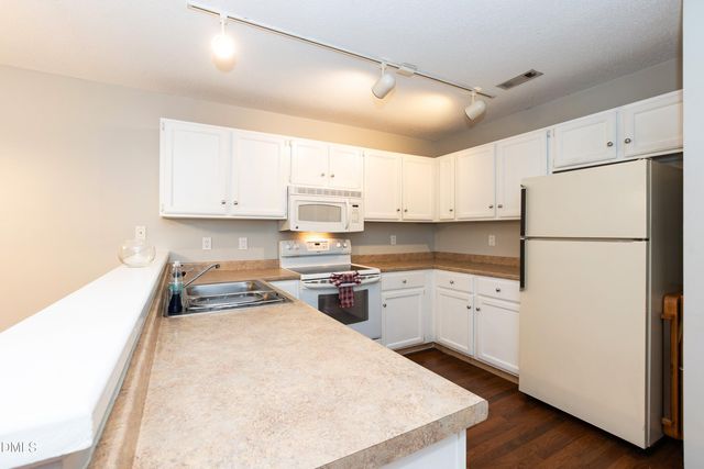 61 Crystal Oaks Court, Durham, NC 27707