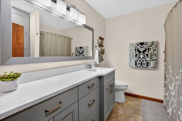 N8081 Springer Road, Lake Mills, WI 53551