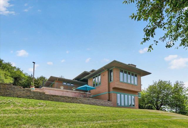 N8081 Springer Road, Lake Mills, WI 53551