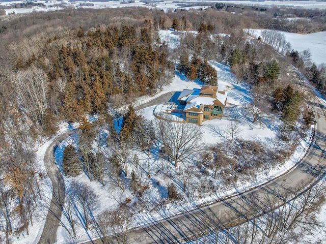 N8081 Springer Road, Lake Mills, WI 53551