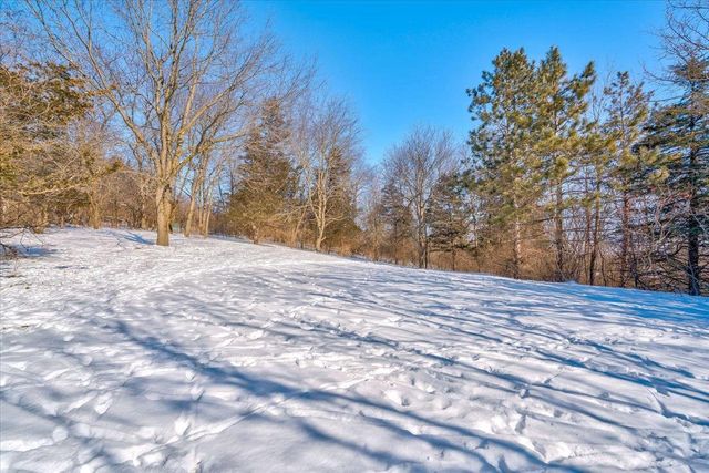 N8081 Springer Road, Lake Mills, WI 53551