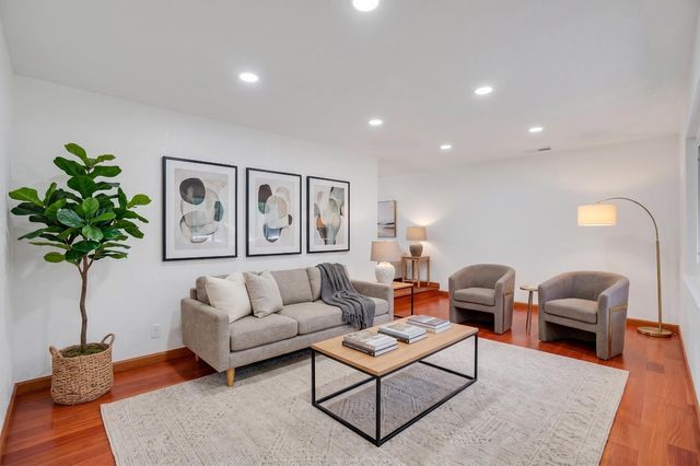 5238 Shelato Way, Carmichael, CA 95608