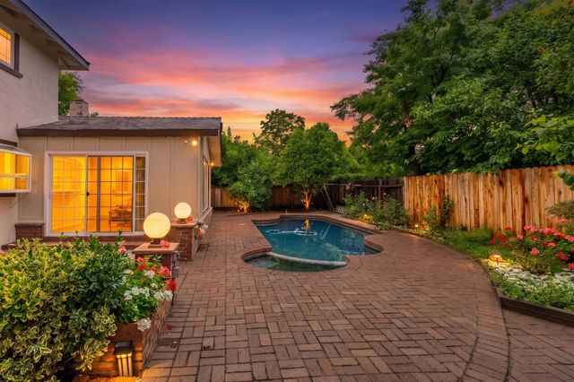 5238 Shelato Way, Carmichael, CA 95608