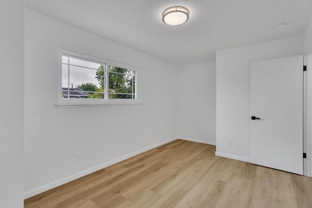 5238 Shelato Way, Carmichael, CA 95608