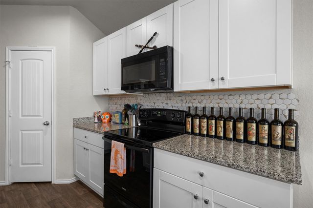 12701 Brahmin DR, Austin, TX 78724