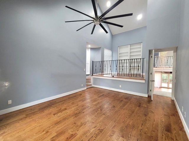 86 Sugarberry Circle, Houston, TX 77024