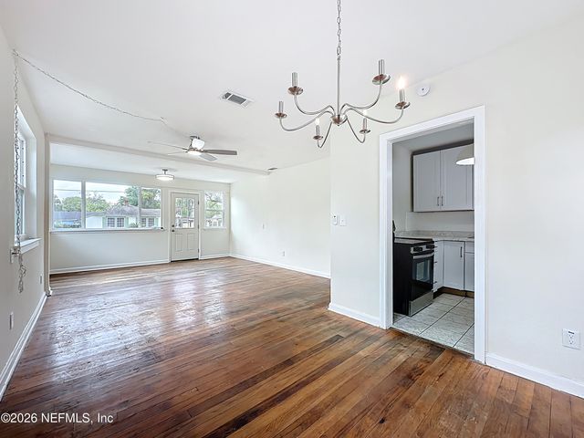 3347 SYLVIA Street, Jacksonville, FL 32207