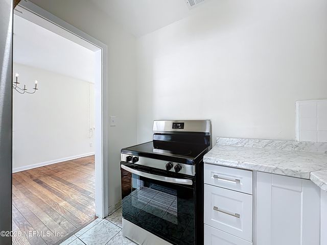 3347 SYLVIA Street, Jacksonville, FL 32207