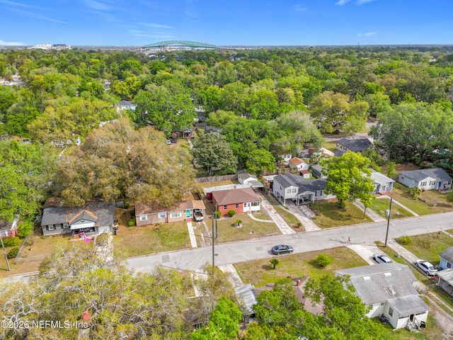 3347 SYLVIA Street, Jacksonville, FL 32207