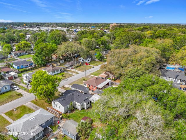 3347 SYLVIA Street, Jacksonville, FL 32207