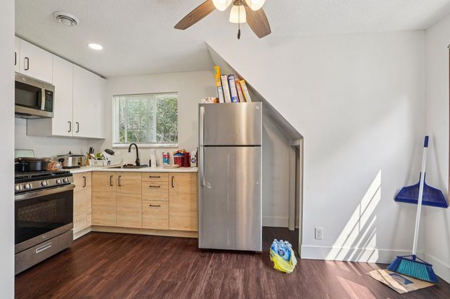 587 Cook Avenue E, Saint Paul, MN 55130