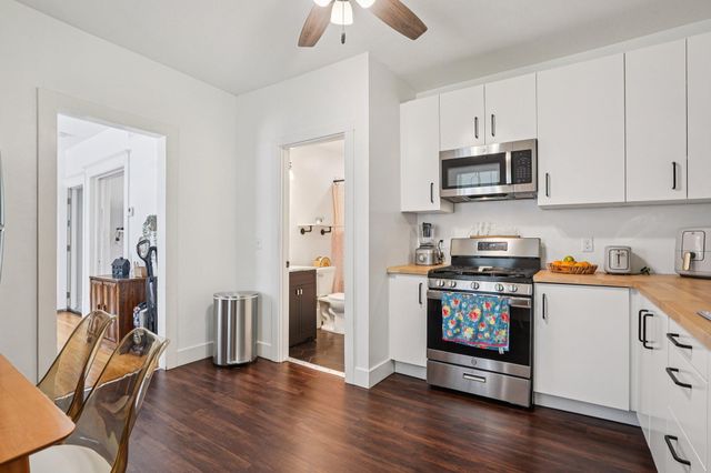 587 Cook Avenue E, Saint Paul, MN 55130