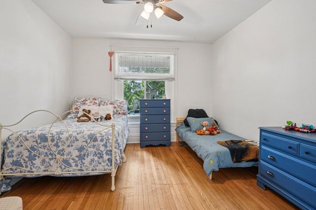 587 Cook Avenue E, Saint Paul, MN 55130