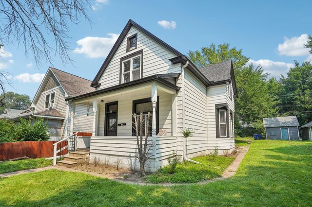 587 Cook Avenue E, Saint Paul, MN 55130