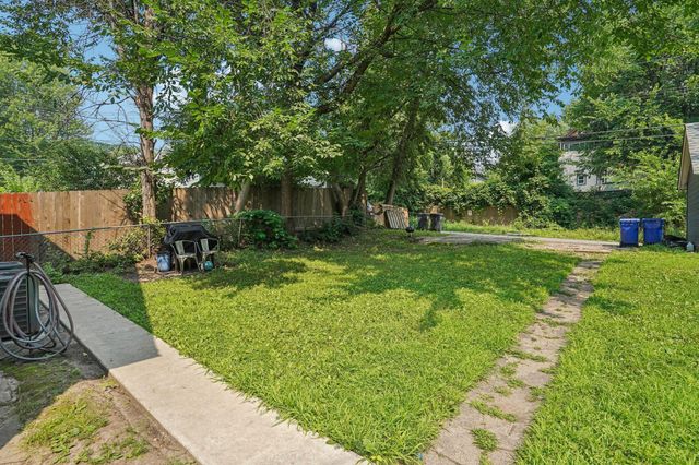 587 Cook Avenue E, Saint Paul, MN 55130