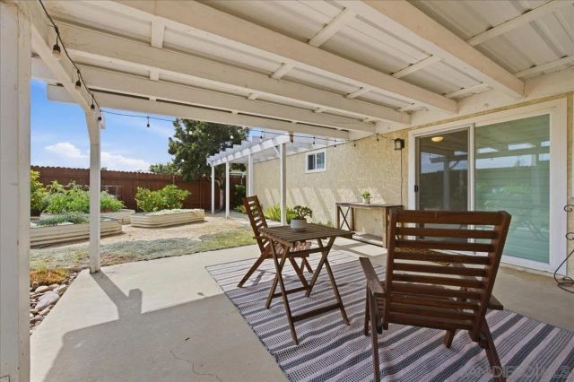 7843 Jade Coast Rd., San Diego, CA 92126