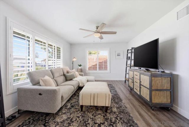 7843 Jade Coast Rd., San Diego, CA 92126
