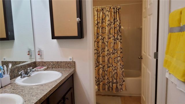 355 GRANADA BOULEVARD, Davenport, FL 33837