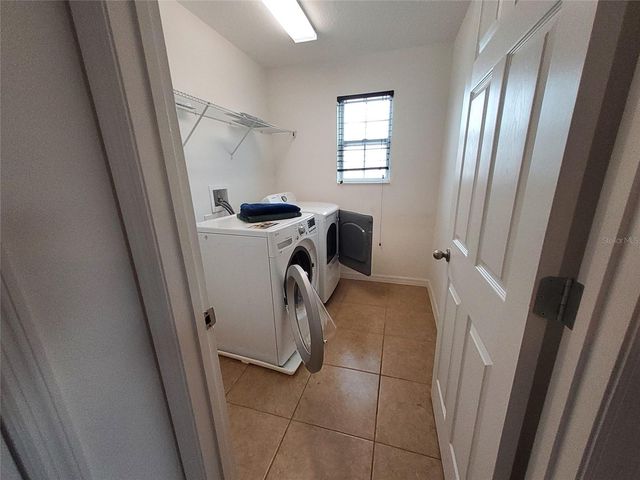 355 GRANADA BOULEVARD, Davenport, FL 33837