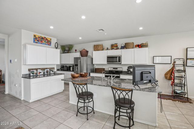 36203 W SAN ALVAREZ Avenue W, Maricopa, AZ 85138