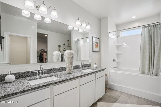 36203 W SAN ALVAREZ Avenue W, Maricopa, AZ 85138