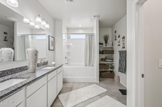 36203 W SAN ALVAREZ Avenue W, Maricopa, AZ 85138