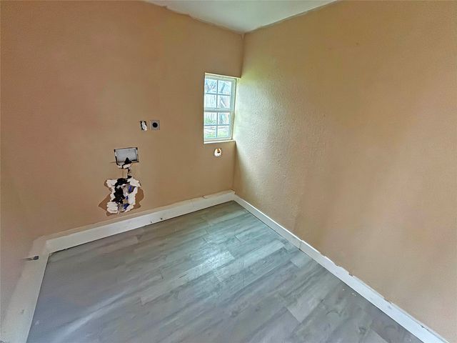 6029 Plant Avenue, Fort Worth, TX 76112