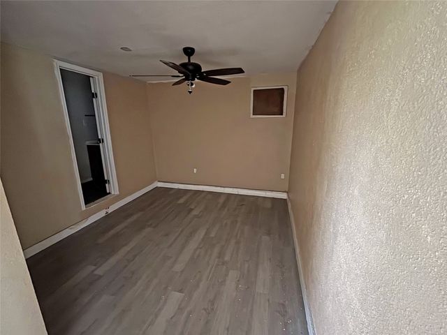 6029 Plant Avenue, Fort Worth, TX 76112