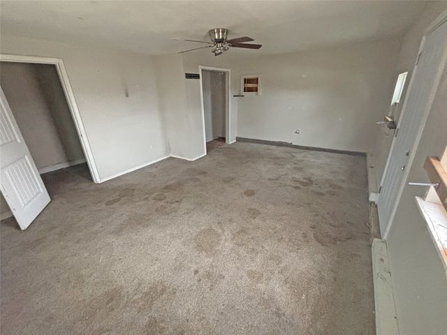 6029 Plant Avenue, Fort Worth, TX 76112