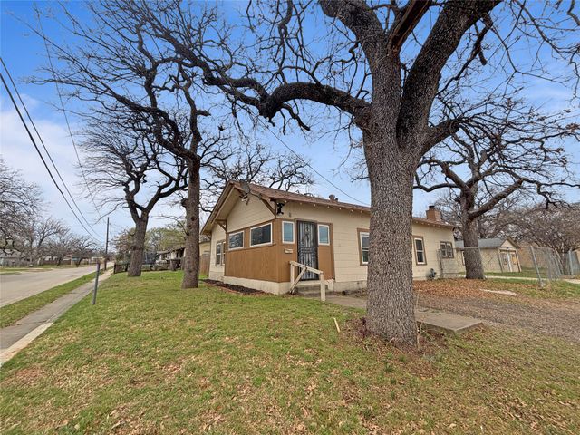 6029 Plant Avenue, Fort Worth, TX 76112