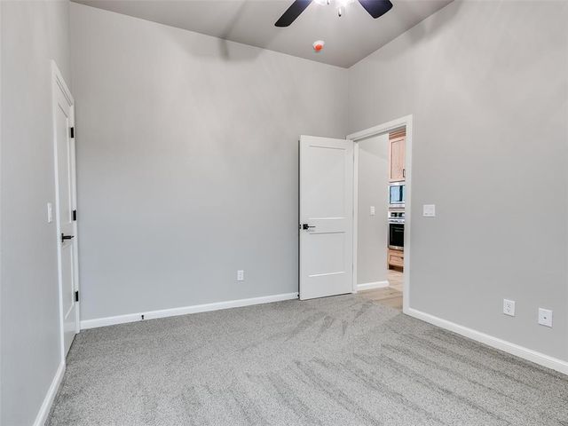 29763 Jade Street, Cashion, OK 73016